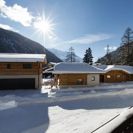 De Lognan- Les Jorasses 27 - Happy Daire Chamonix